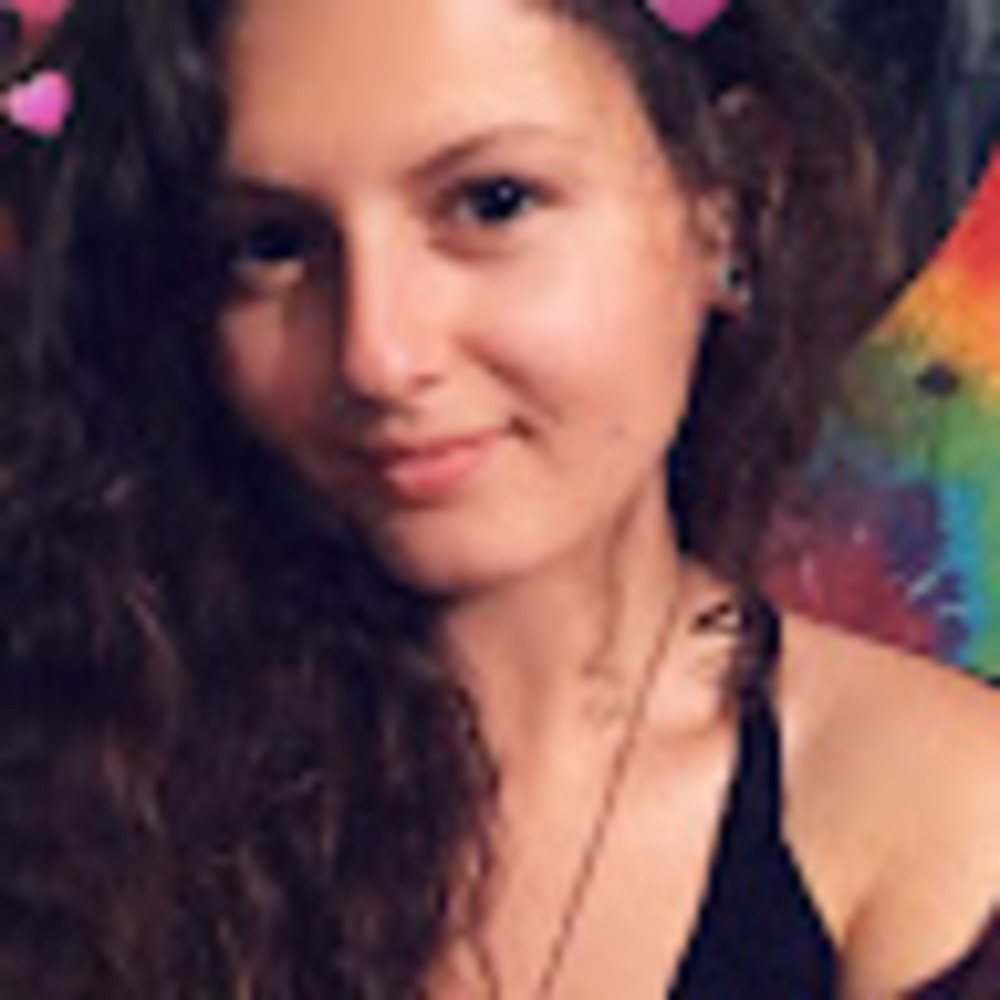 Meet your Posher, Christina